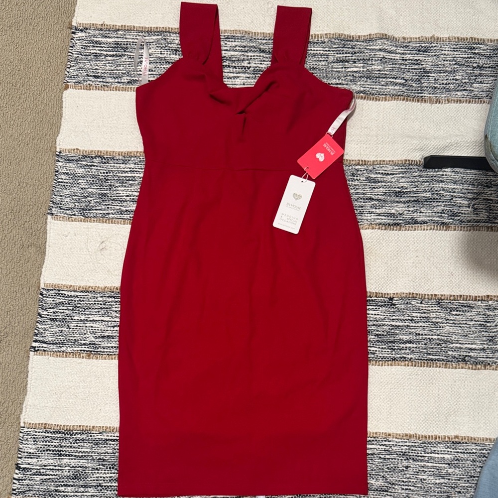JJs House Bold Red Sleeveless Midi Dress